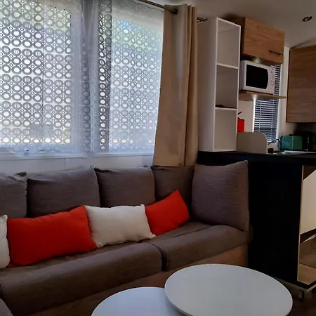 Mar Lestang Mobilhome 3chambres * كانيه